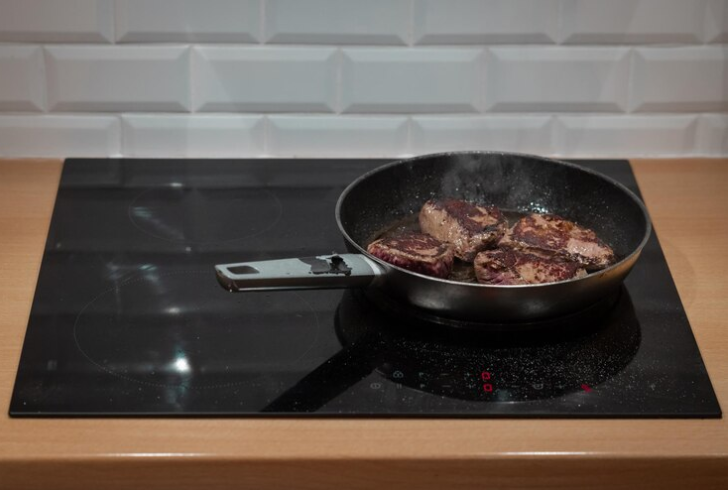 what is the best way to reheat steak